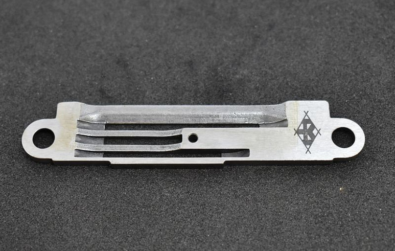 Игольная пластина тип DLM-522/-FG 6.4mm (Арт. B1190-522-U00(1/4))